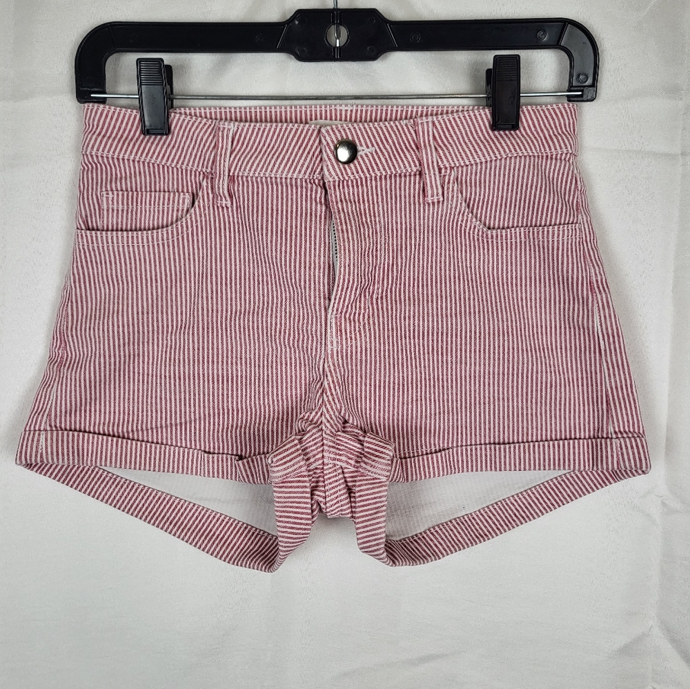 Women's H&M red/white striped shorts size 2